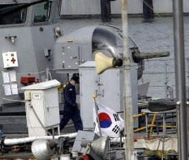 Hlídková loď jihokorejského námořnictva poblíž základny Incheon.